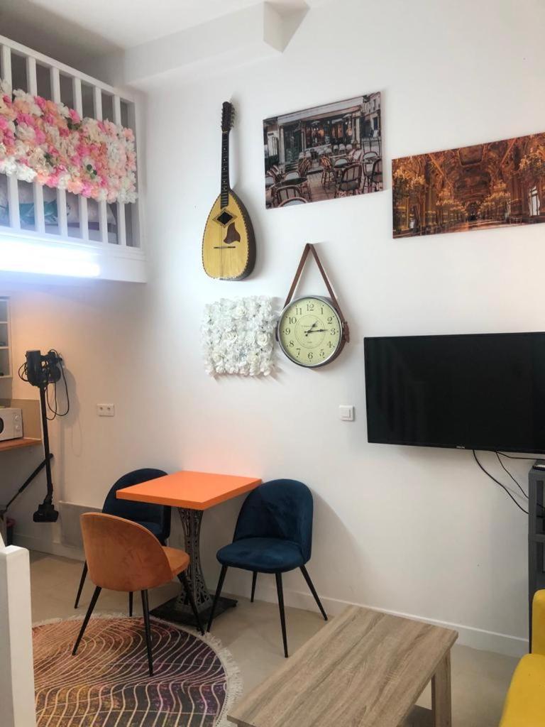 Apartmán Studyo Cosy 400 Metre Sacre Ceour Paříž Exteriér fotografie